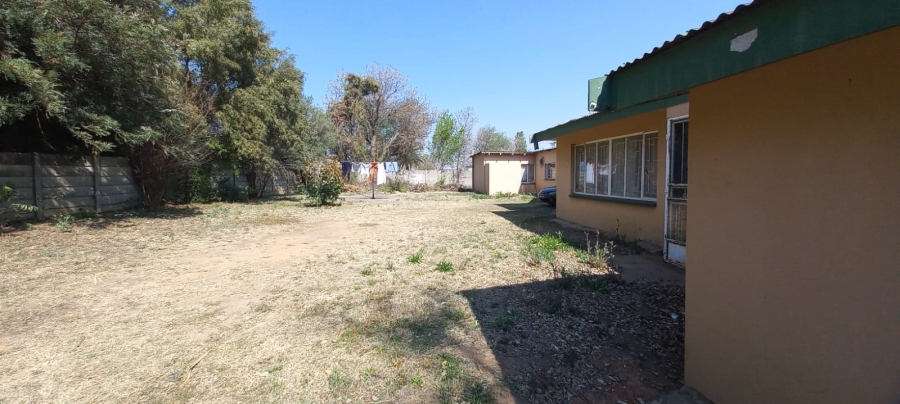 3 Bedroom Property for Sale in Roosheuwel Ext 2 North West